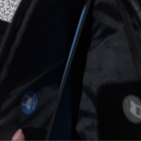 NWT black HP laptop case with handle and shoulder pad - Picture 9 of 15